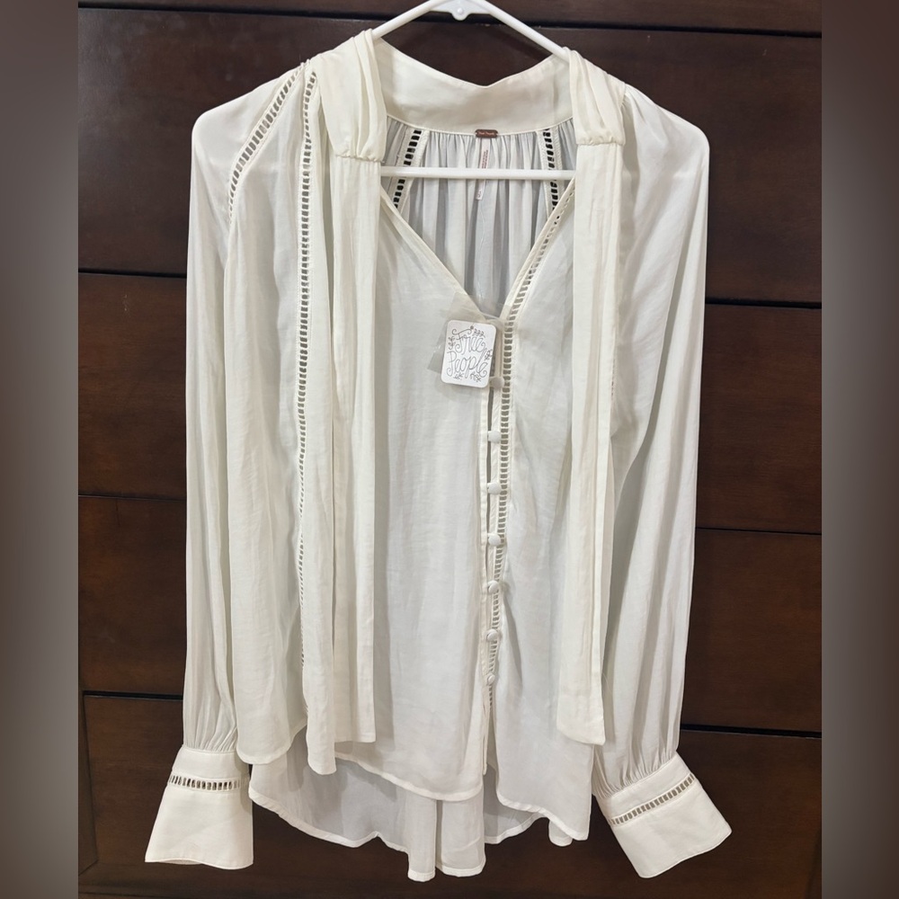 Free People ivory blouse with Lace Details